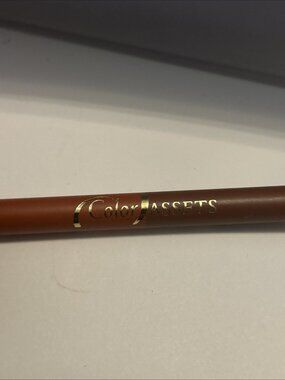 Color Assets Diane von Furstenberg Fabulous lip pencil duo Coral & Brown New